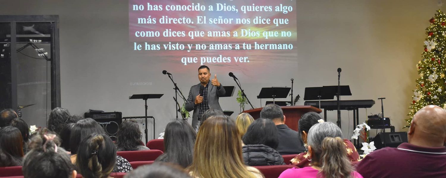 Estudio bíblico en comunidad cristiana Hosanna-Iglesia